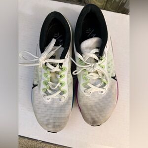 Nike ZoomX Road Racing / Performance Running Shoes